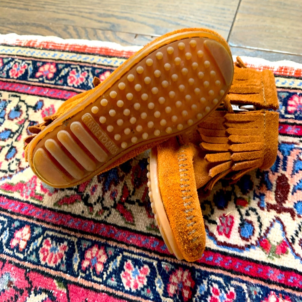 Minnetonka toddler boots